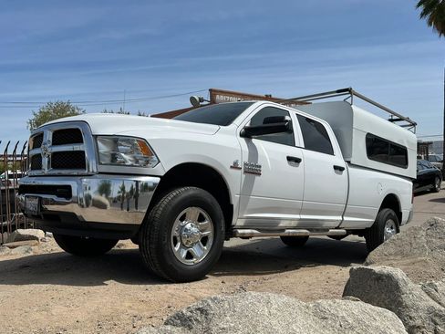 Used 2015 RAM 2500 Tradesman w/ Chrome Appearance Group AWD/4WD image 2