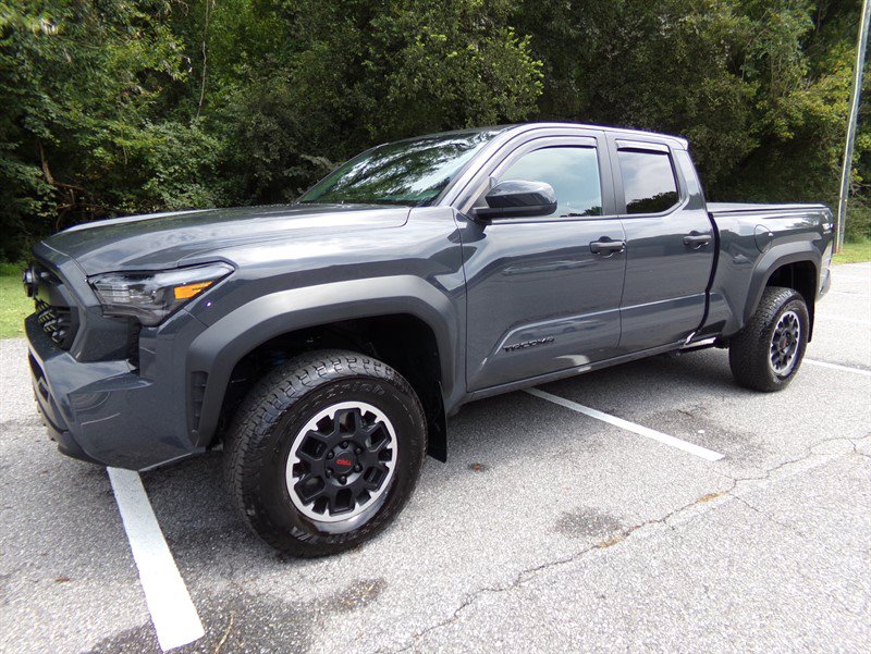 Used 2026 Toyota Tacoma TRD Off-Road AWD/4WD image 1