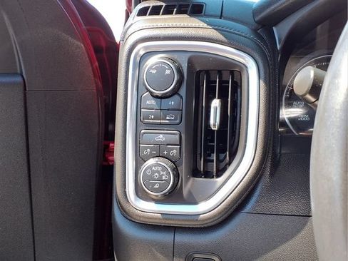 Used 2019 Chevrolet Silverado 1500 LT w/ All-Star Edition AWD/4WD image 12