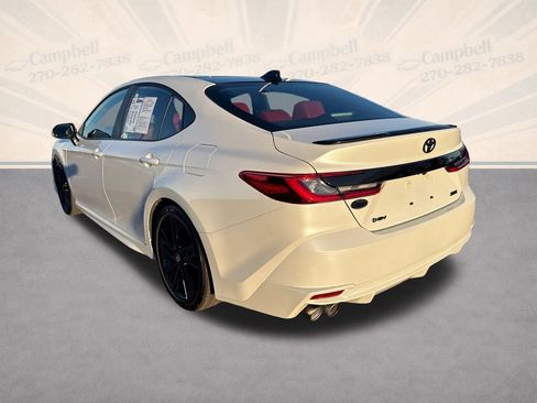 Used 2025 Toyota Camry XSE image 3