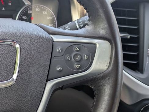 Used 2017 GMC Acadia SLT FWD image 30