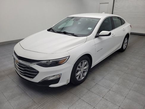 Used 2023 Chevrolet Malibu LT FWD image 2