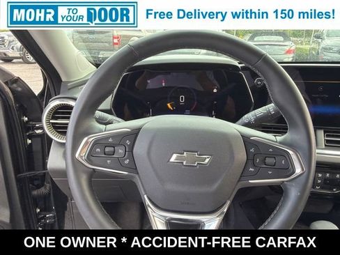 Used 2024 Chevrolet Trax ACTIV w/ Sunroof Package FWD image 19