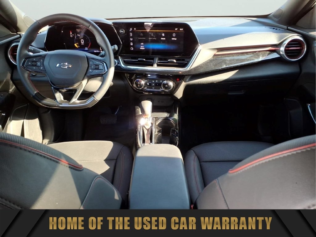 Used 2026 Chevrolet Trax RS w/ Sunroof Package FWD image 29