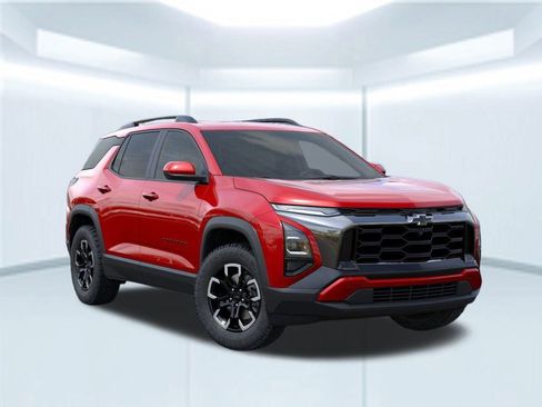 New 2026 Chevrolet Equinox ACTIV w/ LPO, Floor Liner Package image 9