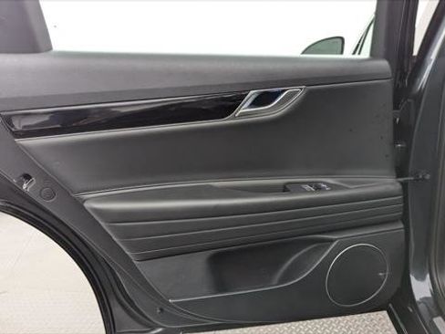 Used 2023 Genesis G80 2.5T AWD/4WD image 12
