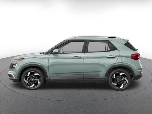 Used 2025 Hyundai Venue SEL FWD image 3