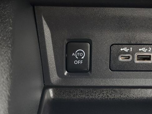 Used 2025 Nissan Sentra SV image 26