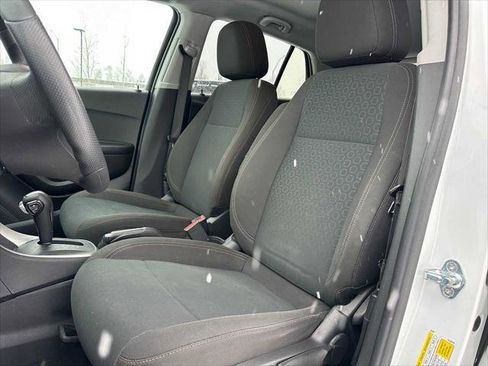 Used 2022 Chevrolet Trax LS w/ Tint and Cruise Package image 21