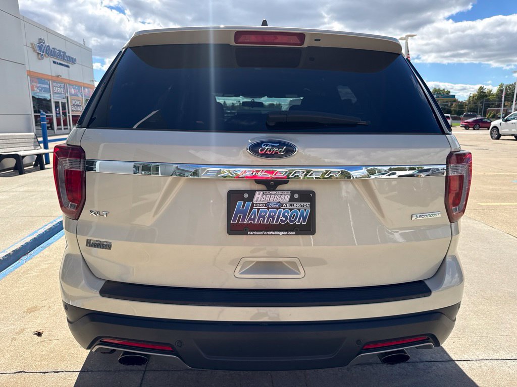 Used 2018 Ford Explorer XLT FWD image 29