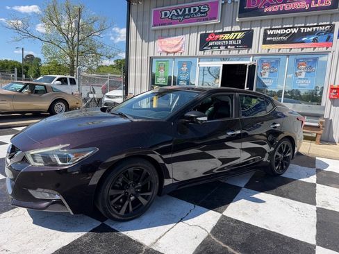 Used 2016 Nissan Maxima Platinum image 2