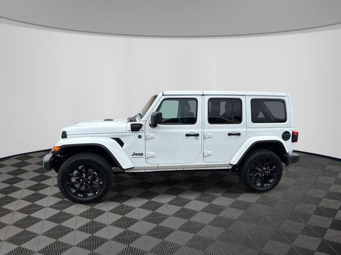 Certified 2025 Jeep Wrangler Unlimited Sahara w/ Safety Group AWD/4WD image 4