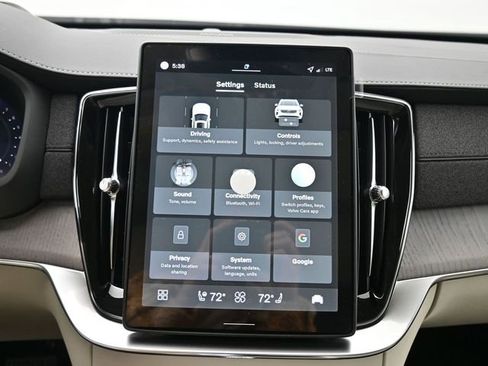 New 2026 Volvo XC90 B6 Ultra w/ Protection Package AWD/4WD image 16