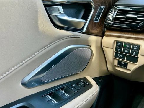 Used 2023 Acura RDX AWD w/ Advance Package image 24