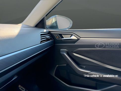 Used 2023 Volkswagen Jetta SE image 39