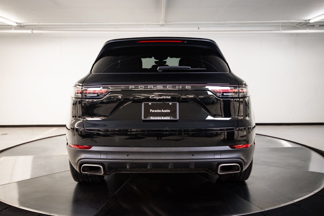 Certified 2023 Porsche Cayenne AWD/4WD image 6