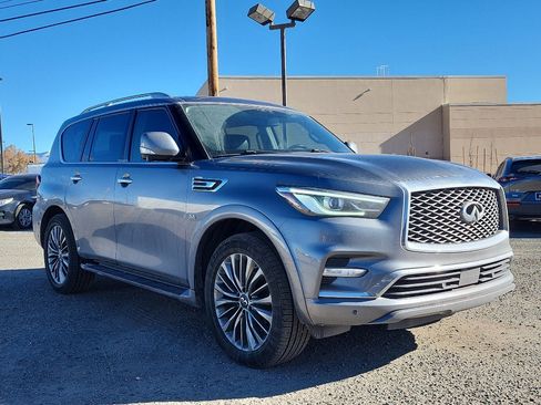 Used 2018 INFINITI QX80 4WD w/ Driver Assistance Package image 3