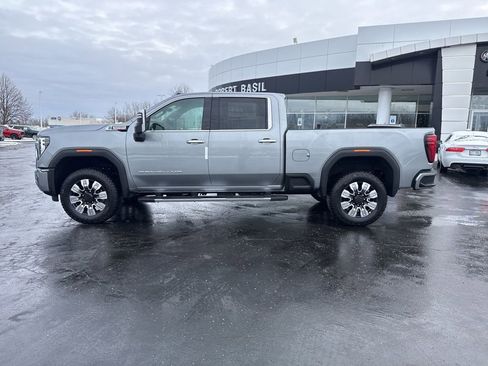 New 2026 GMC Sierra 3500 Denali w/ Denali Reserve Package image 7