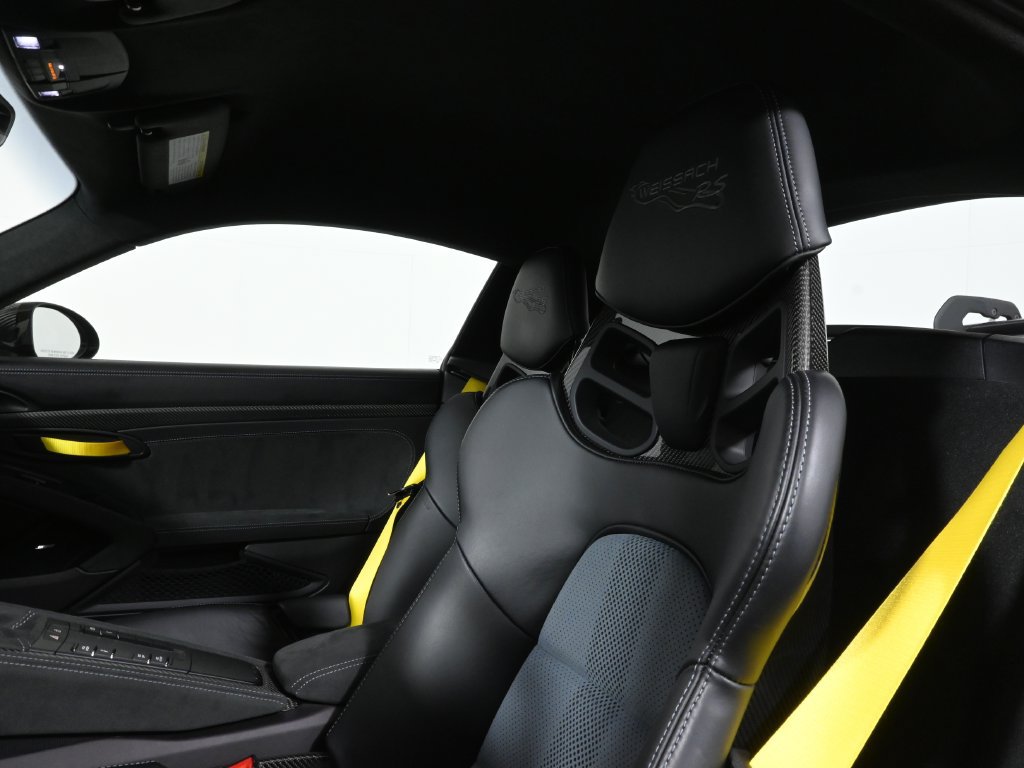 Used 2025 Porsche 718 Cayman GT4 RS RWD image 15