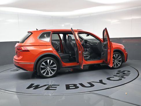 Used 2019 Volkswagen Tiguan SEL Premium R-Line image 25