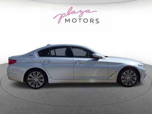 Used 2019 BMW 530e xDrive w/ Convenience Package AWD/4WD image 4