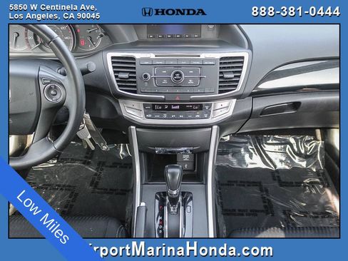 Used 2015 Honda Accord Sport image 2