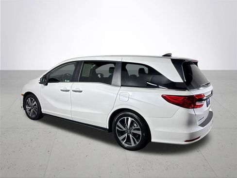 Certified 2023 Honda Odyssey EX-L image 9