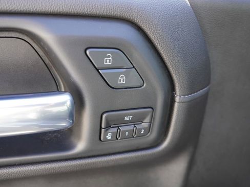 Used 2020 Chevrolet Silverado 1500 LTZ w/ LTZ Convenience Package image 22