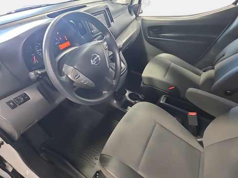 Used 2020 Nissan NV200 SV image 15