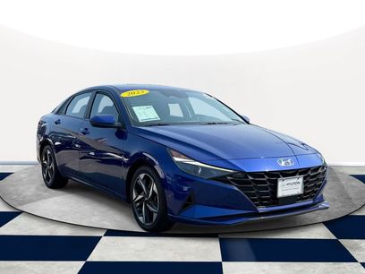 Certified 2023 Hyundai Elantra SEL w/ Convenience Package