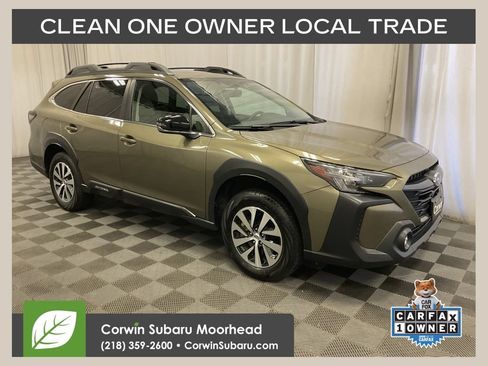 Used 2024 Subaru Outback Premium AWD/4WD image 1