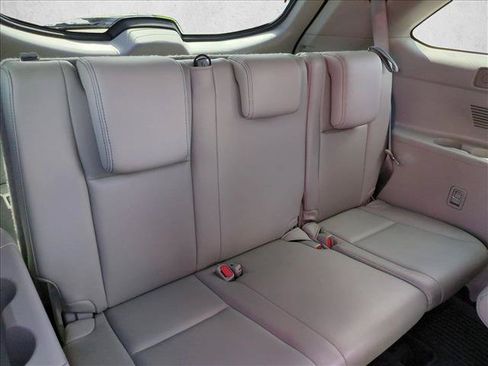 Used 2014 Toyota Highlander XLE FWD image 20