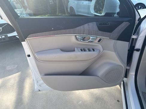 Used 2025 Volvo XC90 T8 Plus AWD/4WD image 22