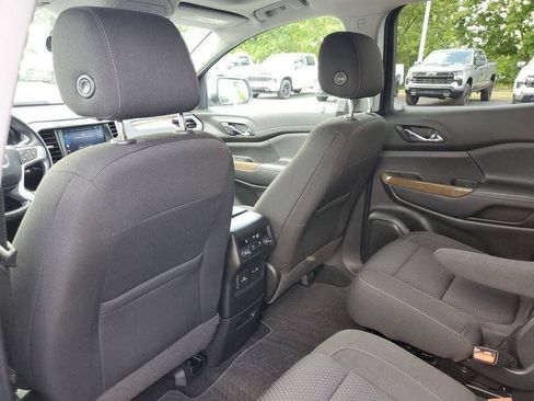 Used 2020 GMC Acadia SLE w/ Driver Convenience Package FWD image 32