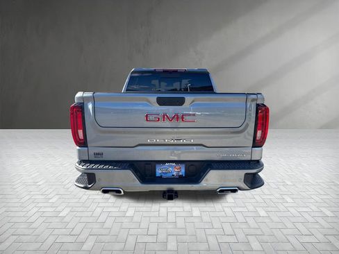 Used 2025 GMC Sierra 1500 Denali image 4