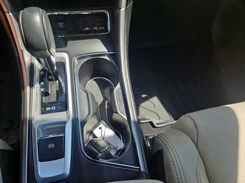 Used 2019 Subaru Ascent Limited AWD/4WD image 37