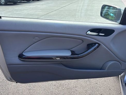 Used 2004 BMW 330Ci Convertible image 24