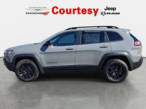 Certified 2022 Jeep Cherokee Trailhawk w/ Comfort/Convenience Group image 10