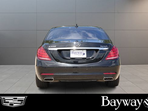 Used 2017 Mercedes-Benz S 550 Sedan image 6