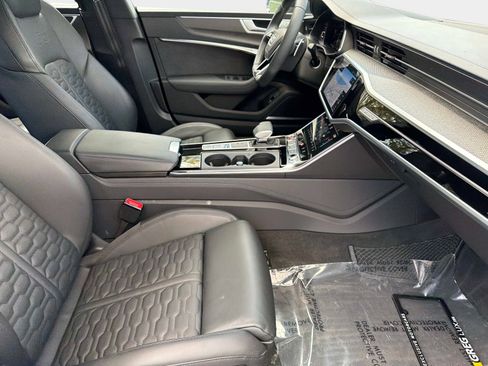 Used 2025 Audi RS 7 Performance image 24