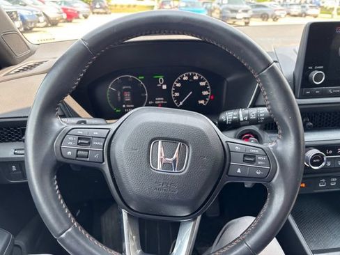 Used 2024 Honda CR-V Sport image 11