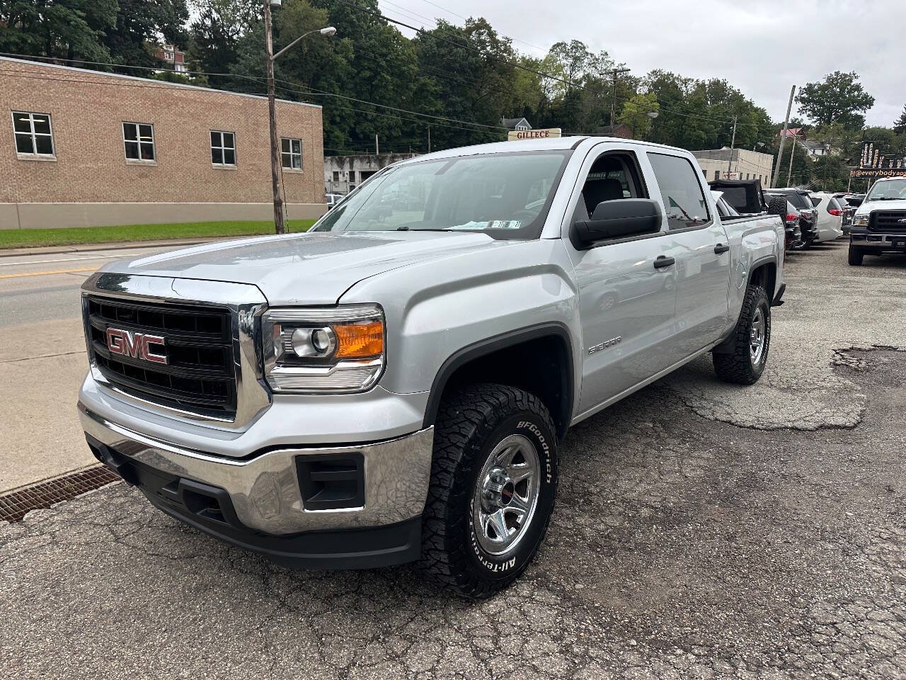 Used 2014 GMC Sierra 1500 4x4 Crew Cab w/ Sierra Appearance Package image 3