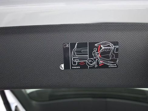 New 2026 Volvo XC90 T8 Plus w/ Protection Package Premier image 26