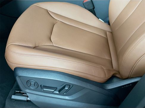 New 2026 Audi Q7 3.0T Premium Plus image 9