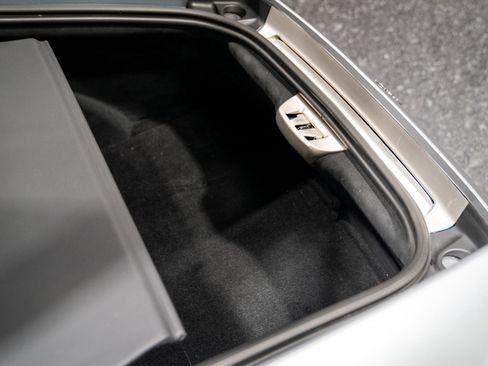 Used 2019 Ferrari 812 Superfast $400k MSRP. $30,000 In upgrade image 35