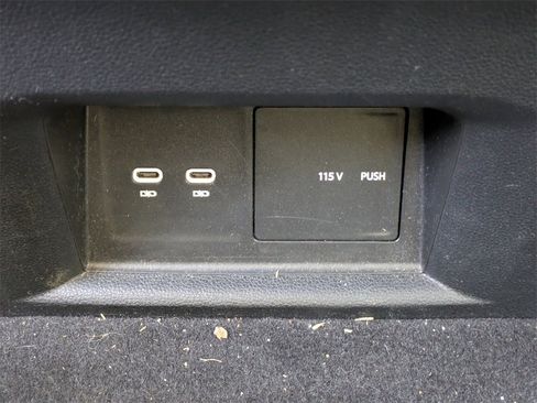 Used 2021 Volkswagen Atlas SEL image 16