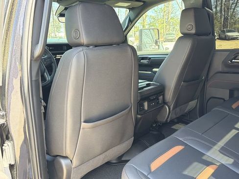 Used 2025 GMC Sierra 2500 AT4 w/ AT4 Premium Plus Package AWD/4WD image 22