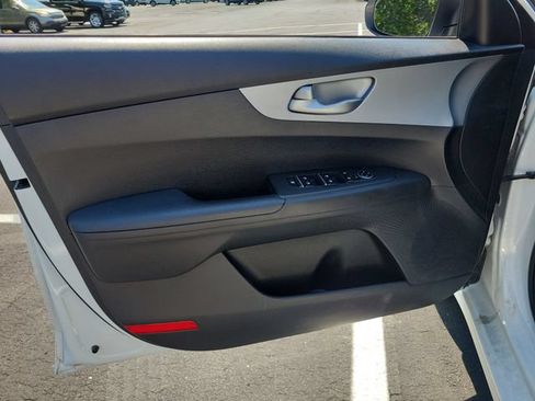 Used 2023 Kia Forte LXS w/ LXS Technology Package FWD image 36