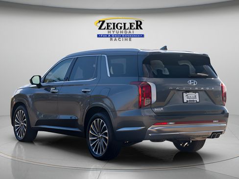 Certified 2024 Hyundai Palisade Calligraphy FWD image 6