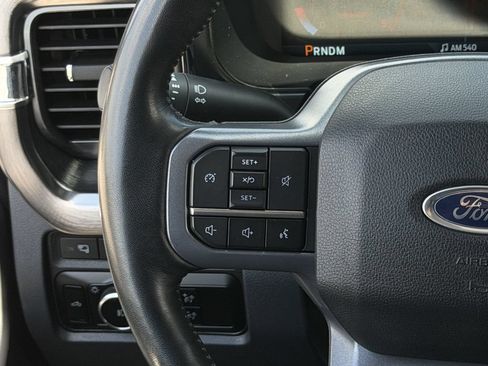 Used 2023 Ford F250 4x4 Crew Cab Super Duty image 19